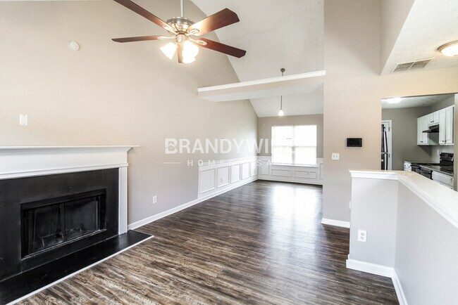 Building Photo - 2532 Brookgate Crossing