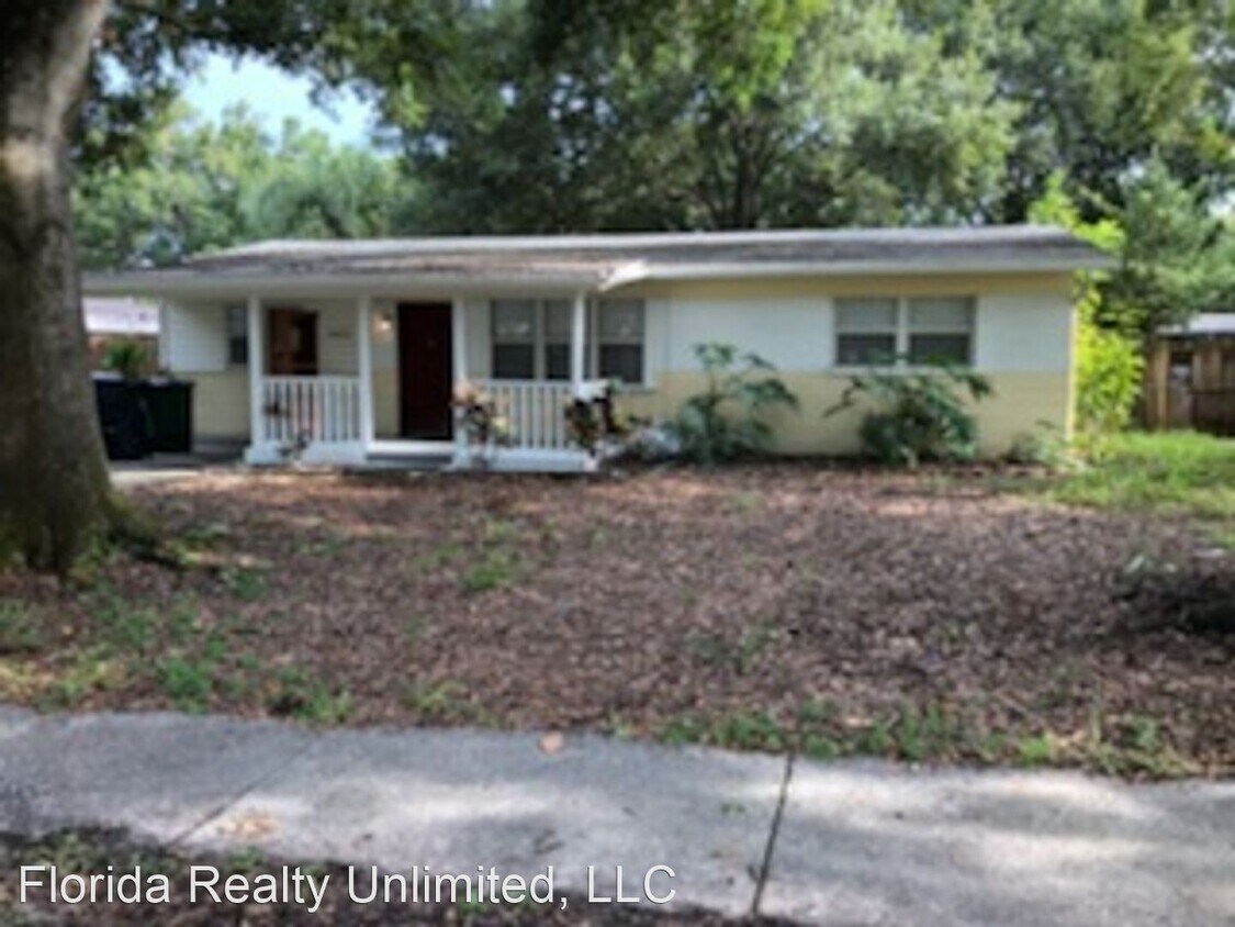Foto principal - 3 br, 2 bath House - 4415 West Wisconsin A...