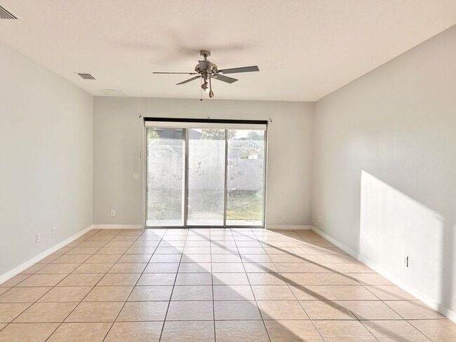 Foto del edificio - Stylish, Updated 3/2 Home in One of Millennia Park’s Gated Communities! Available Now!