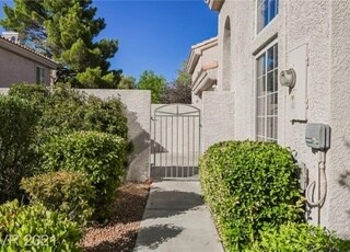Building Photo - 508 Escoto Pl
