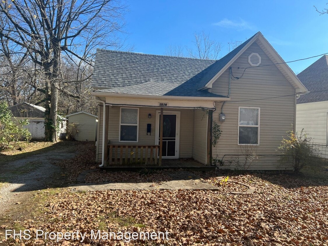 Primary Photo - 3 br, 2 bath House - 1210 N Prospect