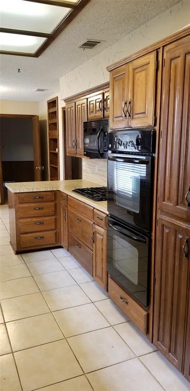 Foto del edificio - 230 Rustic Ridge Dr