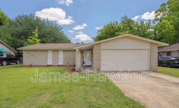 Building Photo - 2137 Edinburgh Dr