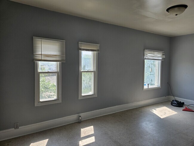 Building Photo - ABMITCHELLFUNDING, LLC ALL