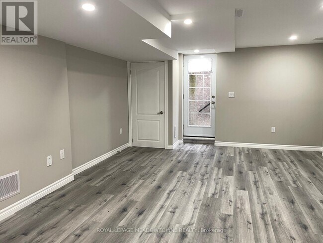 Photo du bâtiment - 1600 Stevenson St