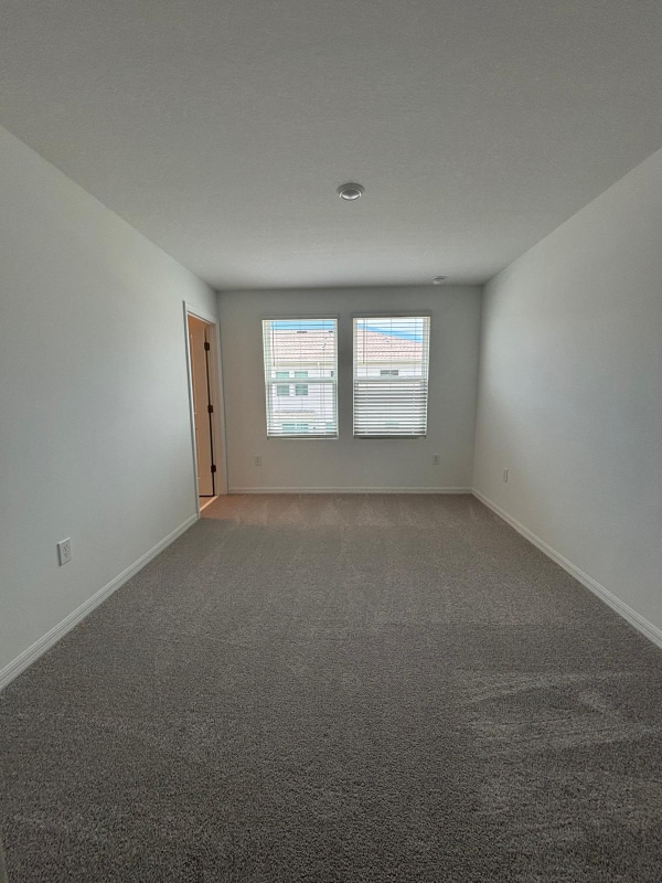 Building Photo - 2988 Skyline Lp