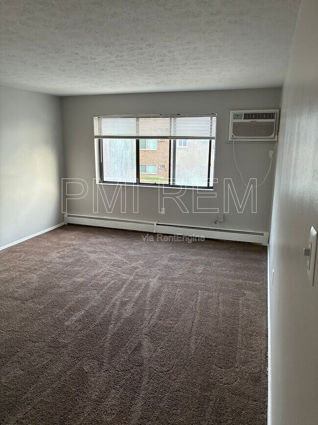 Foto del edificio - 14221 Triskett Rd