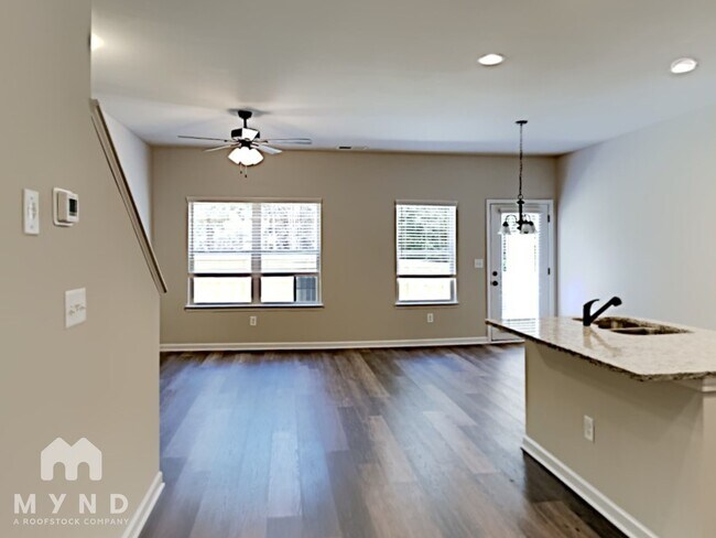 Building Photo - 6108 Oak Bend Ct
