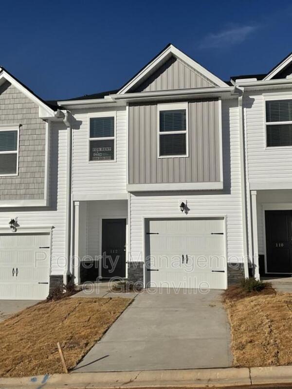 Foto principal - 112 Crestwind Dr