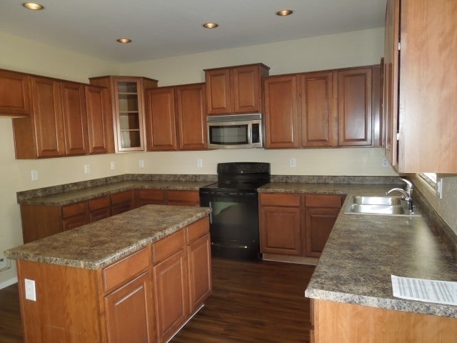 Building Photo - 148 S 108th Ave