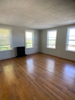 Foto del edificio - 58275 Van Dyke Ave