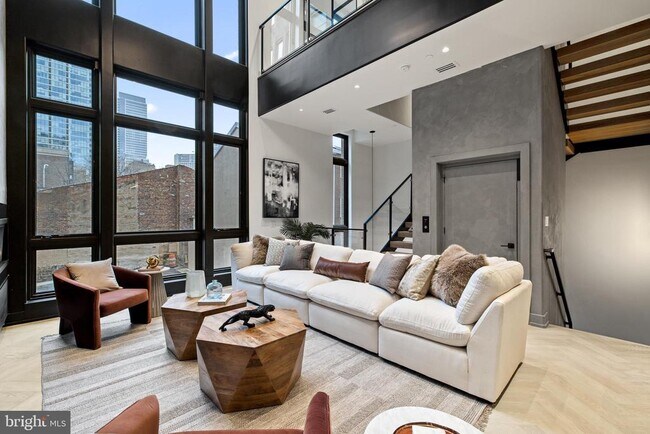 Foto del edificio - 110 S Bonsall St