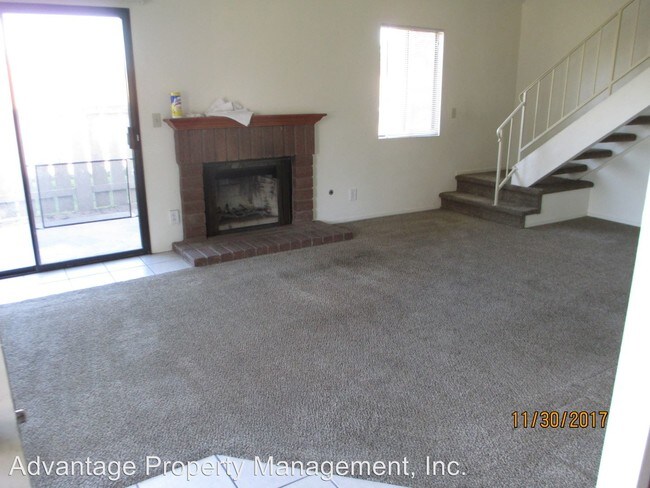 Building Photo - 1141 E Foster Rd