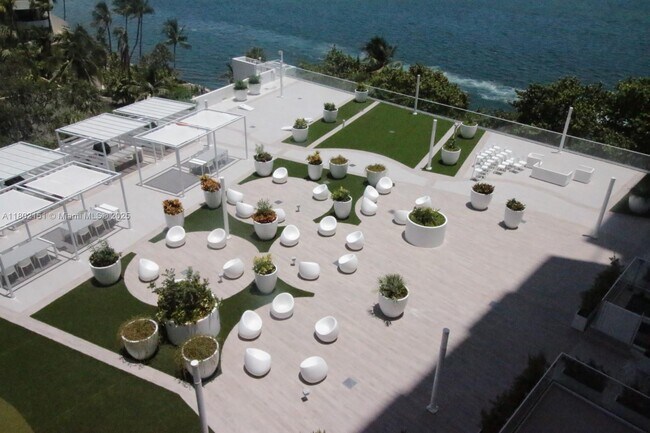 Foto del edificio - 770 Claughton Island Dr