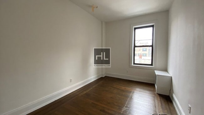 Building Photo - STEINWAY STREET