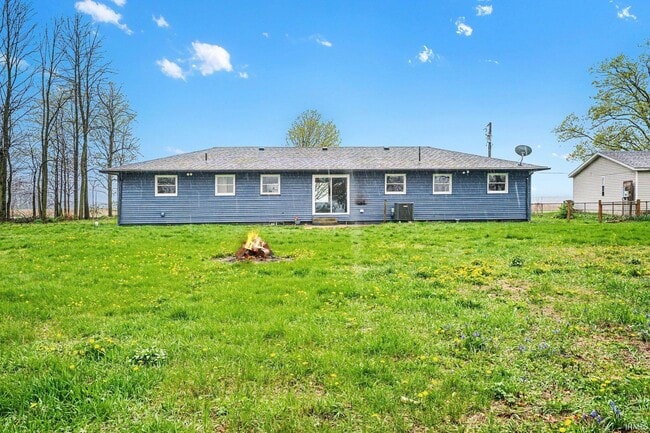 Building Photo - 19617 Co Rd 2