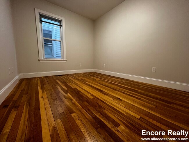 Foto del edificio - 172 N St