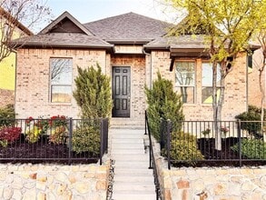 Building Photo - 17730 Bottlebrush Dr