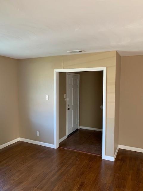 Building Photo - 2820 Oates Dr