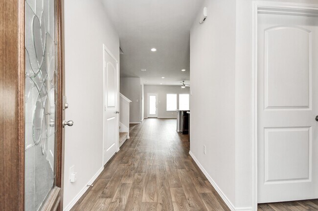 Building Photo - 23723 Harrow Fld Ln
