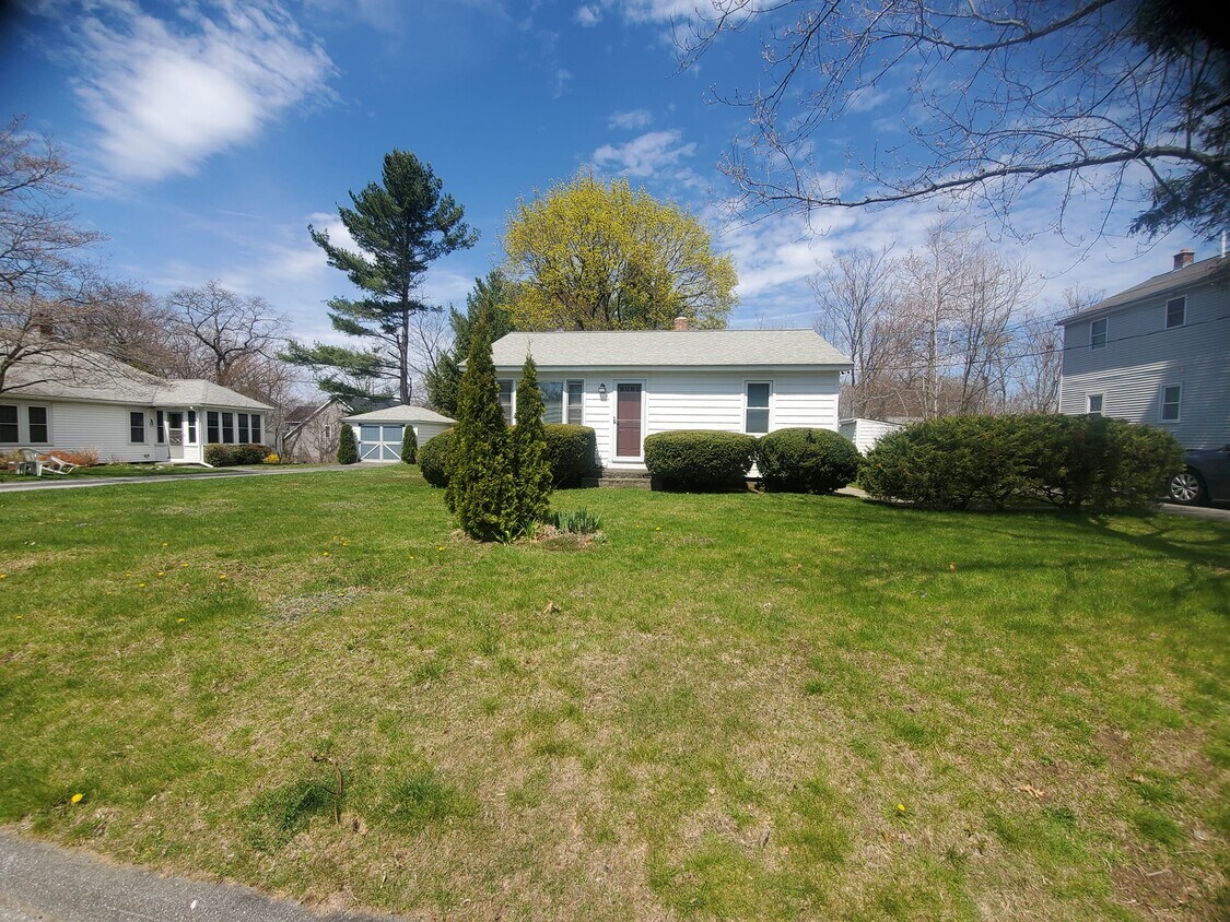 22 Fairfax St, Shrewsbury, MA 01545 House Rental in Shrewsbury, MA