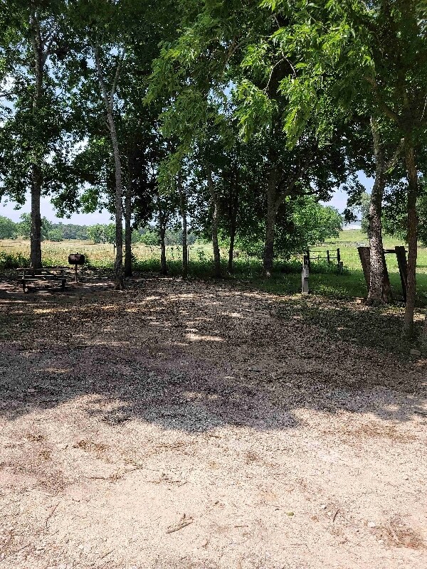 336 Co Rd 90B, Gonzales, TX 78629 House Rental in Gonzales, TX