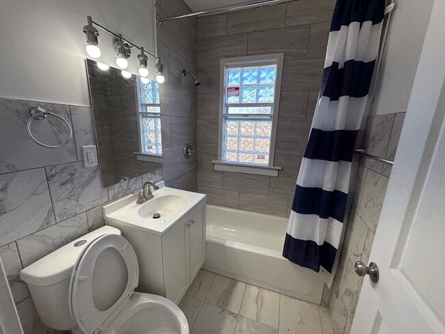 Foto del edificio - 3069 N 29th St