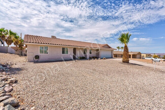 Building Photo - CHARMING 4 BEDROOM WITH SOLAR