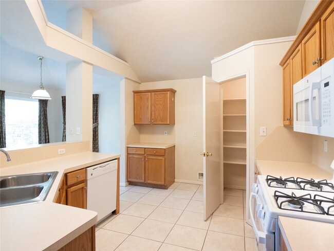 Building Photo - 17234 Rancho Verde Way