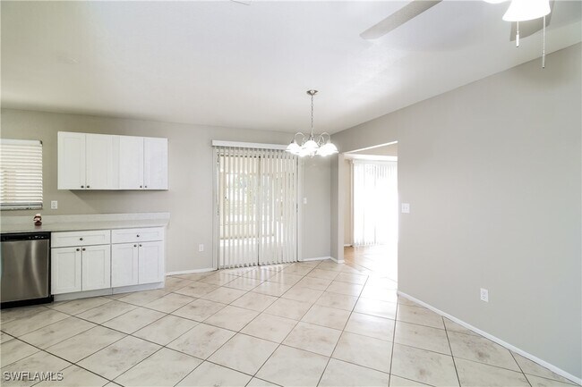 Foto del edificio - 5142 Escalante Dr