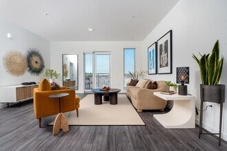 Building Photo - Bell Alderwood