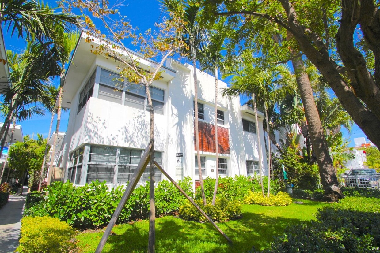 Tastefully furnished 1bed/1bath in the hea... - Tastefully furnished 1bed/1bath in the hea...