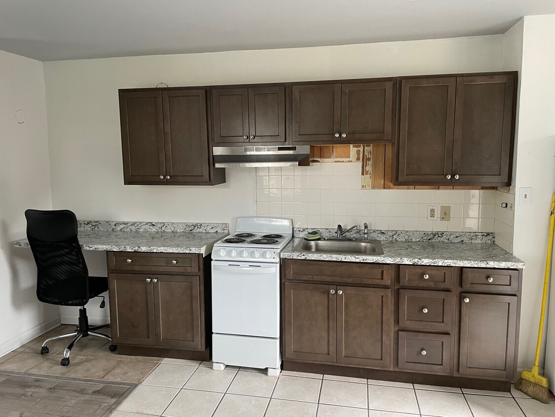 Primary Photo - 48053 North Carolina Hwy 12