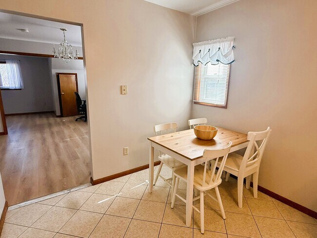 Foto del edificio - 47 Harding Ct