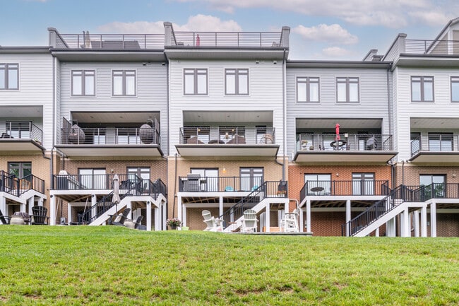 Photo - 1521 Ribbon Limestone Terrace SE Townhome