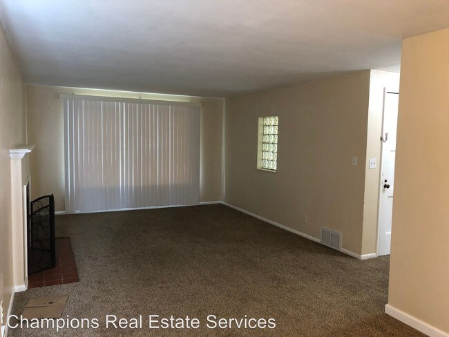 Building Photo - 3 br, 2 bath House - 12202 Corliss Ave N,