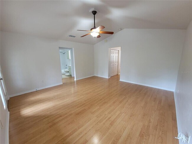 Foto del edificio - 3745 NW 27th St