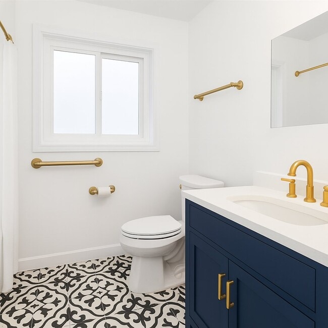 Shared Bath in the Main Floor - 710 Prospect Ave N