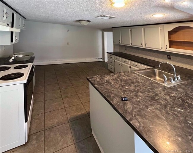 Building Photo - 54 Barstow Dr