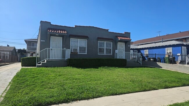 Exterior - 1518 W 85th St