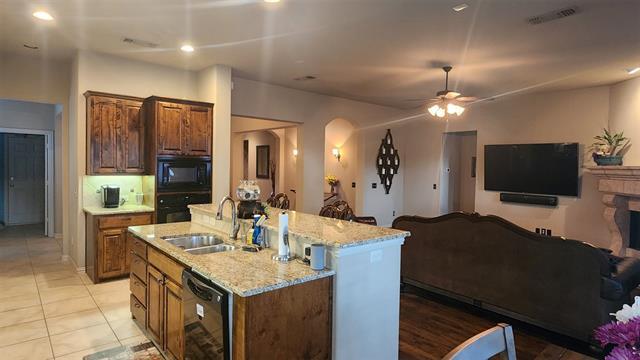 Foto del edificio - 1605 Landon Ln
