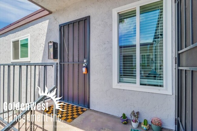 Building Photo - Beautiful 1Bdm 1Ba Condo in University Hei...