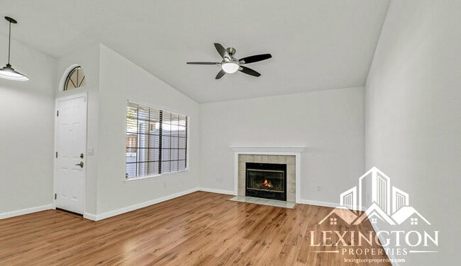 Building Photo - Stunning, 3-Bedroom, 2-Bathroom Home in Antelope!