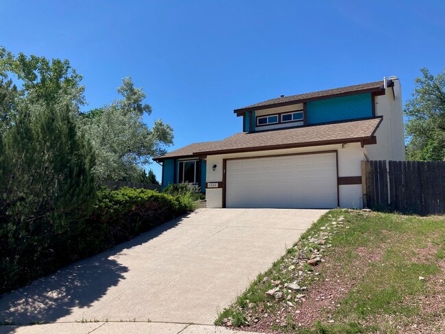 Building Photo - Westside 4 Bedroom with AC!
