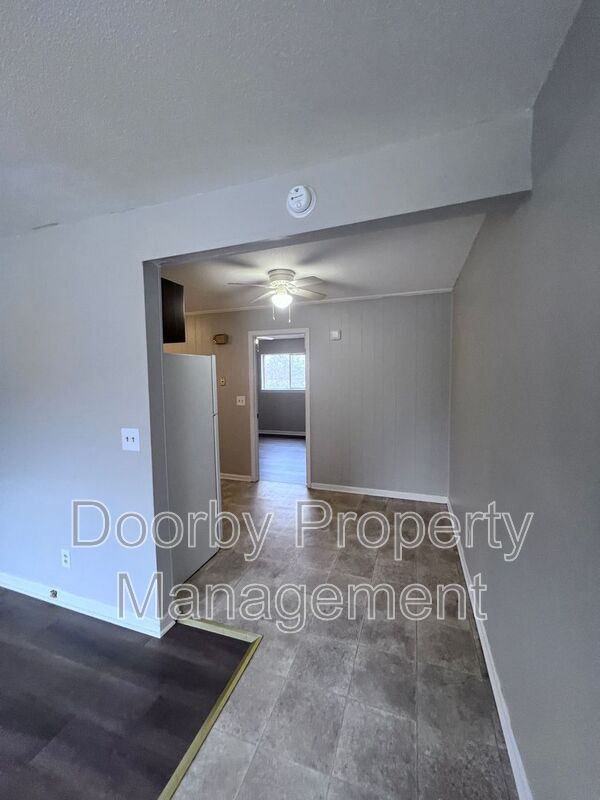 Foto del edificio - 4296 Brynewood Terrace