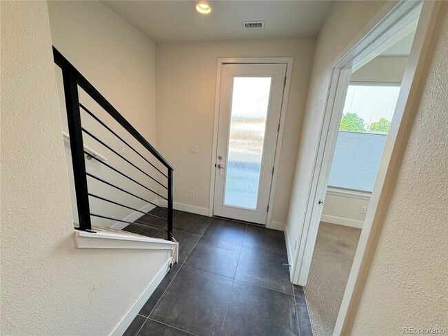 Building Photo - 3050 Wilson Ct
