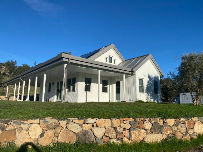 Building Photo - 2951 Atlas Peak Rd