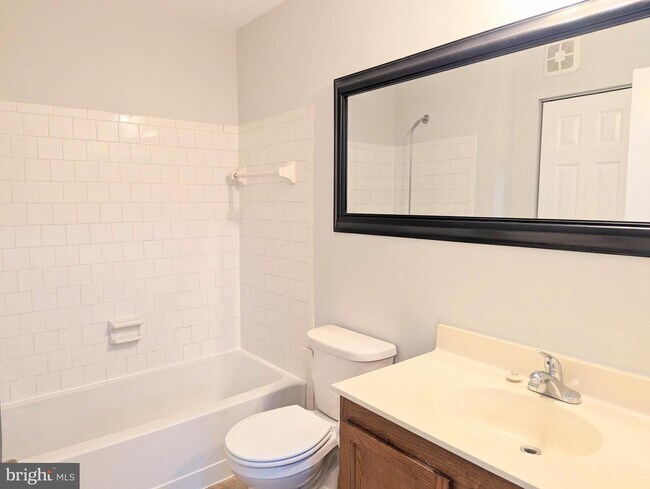 Foto del edificio - 12119 Chaucer Ln