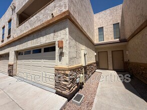 Building Photo - 15818 N 25th St