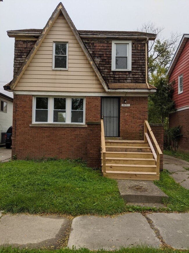 Building Photo - 9341 Roselawn- 3 BEDS & 1.5 BATH FOR RENT!